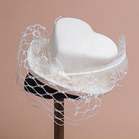 Capelin/Hat 02
